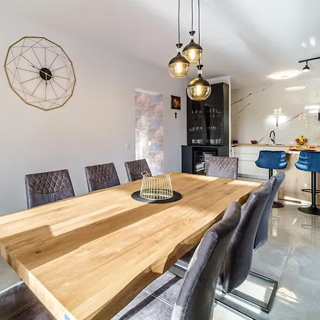 Renesansa Milna (Brac)