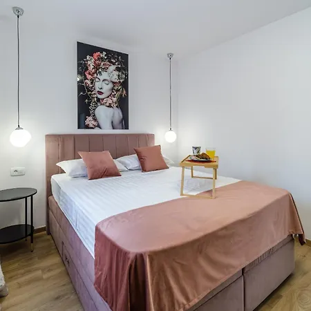 Renesansa Villa Milna (Brac)