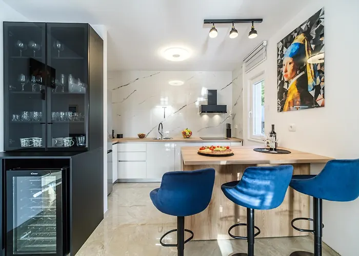 Renesansa * Milna (Brac)