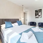 Renesansa Villa