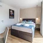 Renesansa Villa